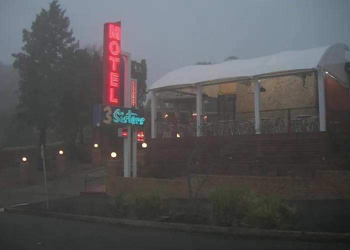 3 Sisters Motel